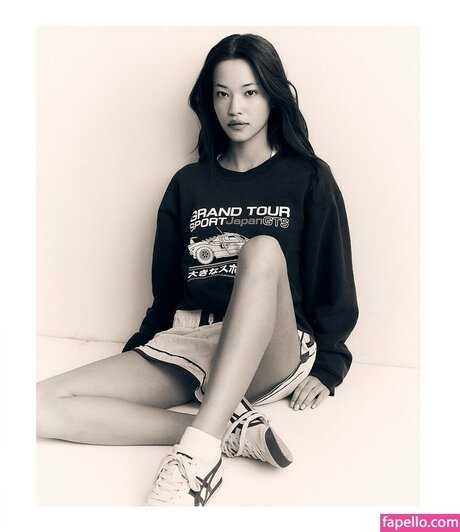 18歳のオンリーファンズ エロチック アーカイブ