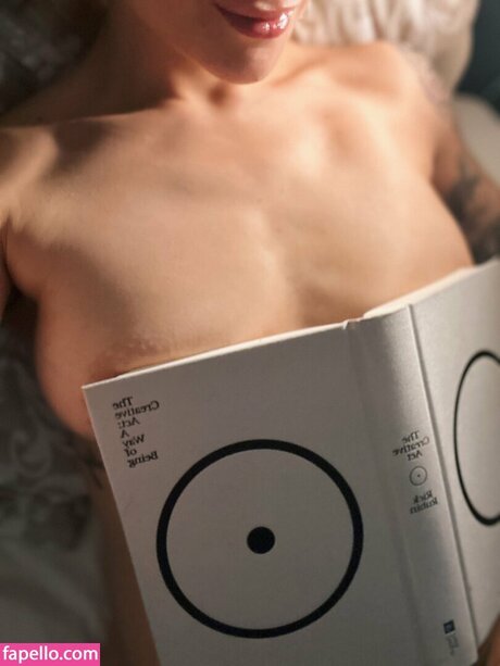 スマイルオンリーファンズ 無料セクシー ギャラリー