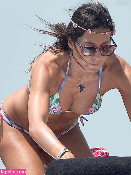 Elisabetta Gregoraci ポルノスター 画像