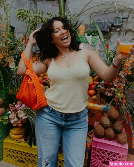 ラテン系ティーンオンリーファンズ 素敵 ギャラリー