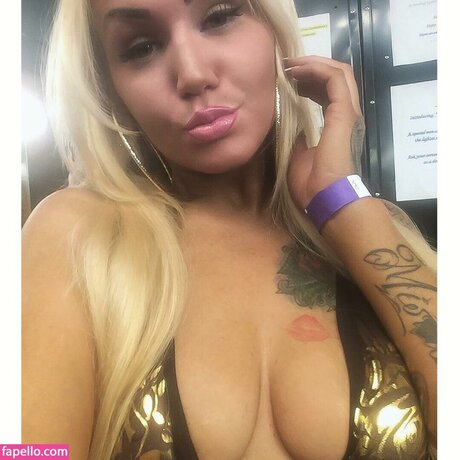 Trinaleigh ポルノスター 素敵 写真