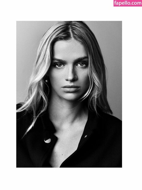 おばあちゃんのセックスOnlyFans 素敵 ギャラリー