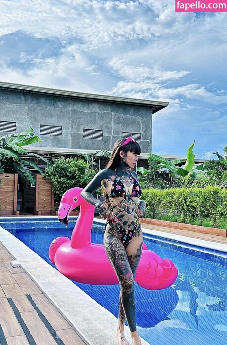 Angelie Pench アートスター 写真