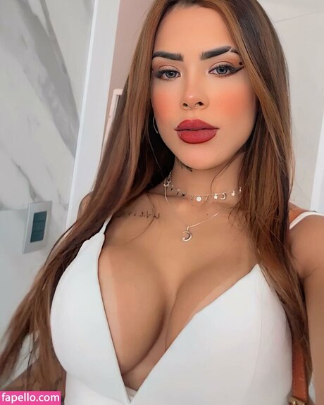 Kaah Muniz 裸のポルノスター アーカイブ