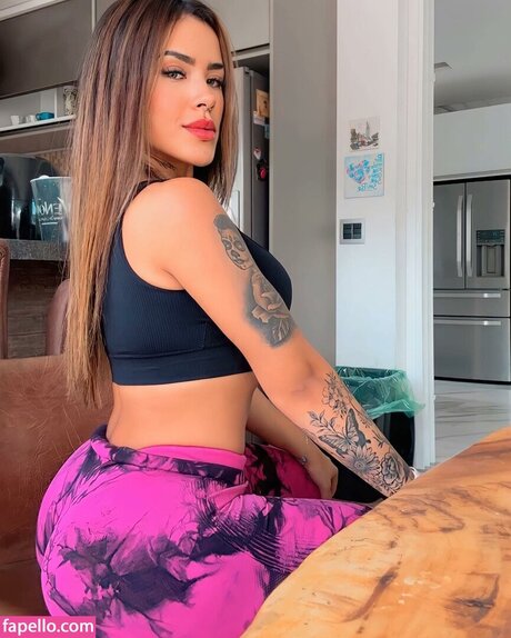 Kaah Muniz モデル 画像