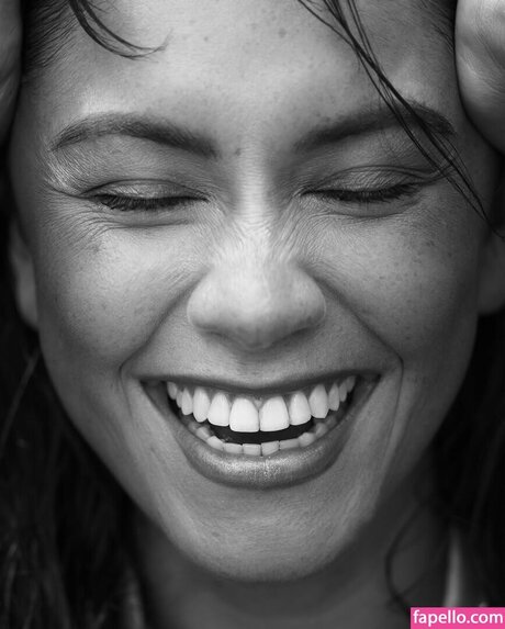 Luciane Buchanan トップスター ギャラリー