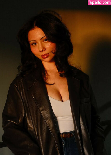 Amber Cosette ポルノスター 素敵 写真