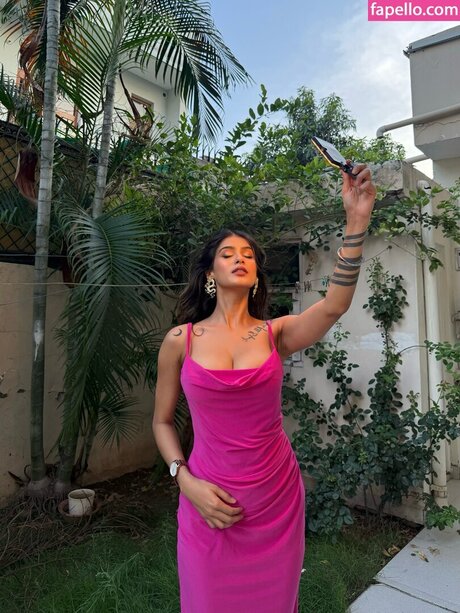 Shambhavi Singh 美しいポルノスター アーカイブ