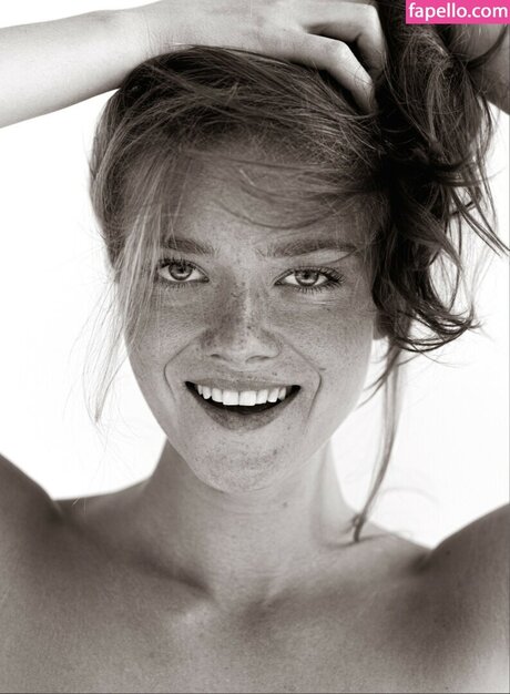 Tatiana Kozina スター ギャラリー