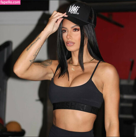 Toni Berenato スター ヌード 写真