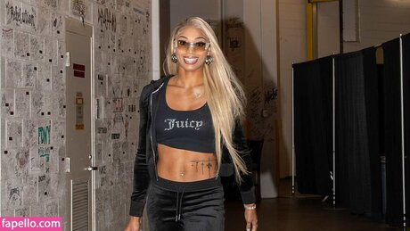 Dijonai Carrington ポルノスター xxx 画像