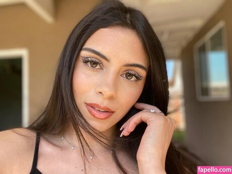 Tingly Asmr_ アダルト女優 写真