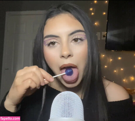 Tingly Asmr_ XXXモデル 画像