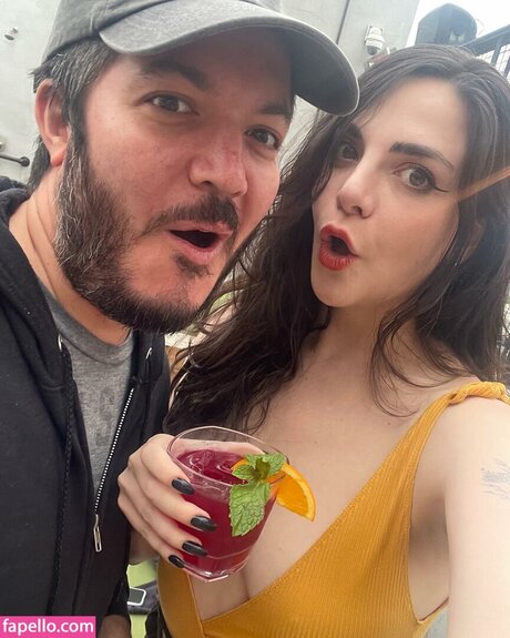 巨乳ティーンオンリーファンズ 美しいヌード 写真