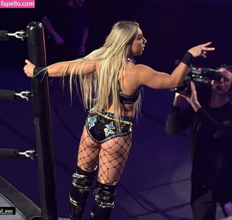 Thea Hail エロティック女優 画像