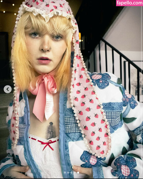 ミニドレス OnlyFans 無料エロ 写真