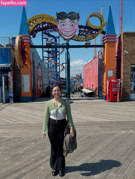 フィットネスモデルのみファン セクシーxxx 画像