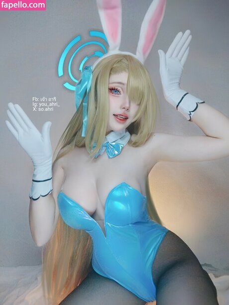 ahri so ヌードのポルノスター 写真