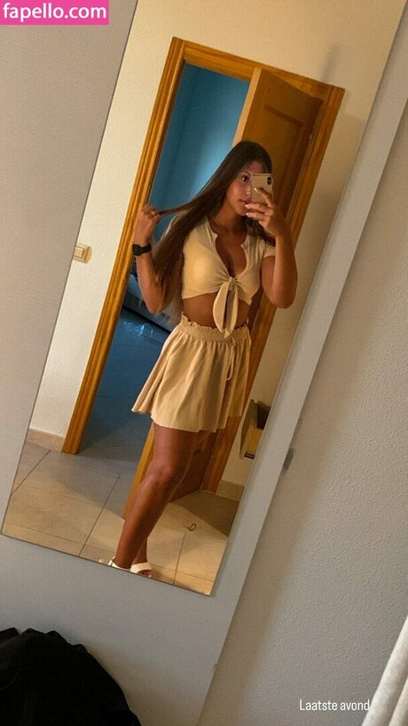 Joyce Mazzei スター ヌード アーカイブ