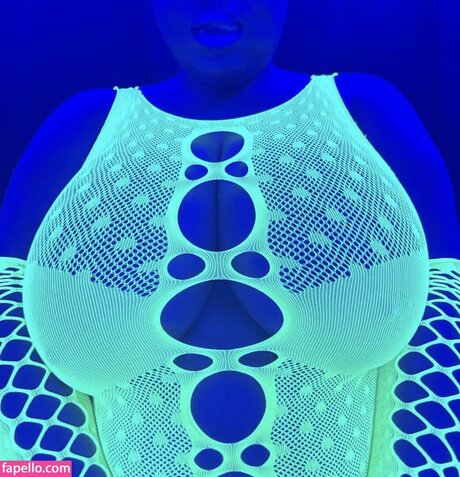 Brita Be Like ヌードモデル 写真