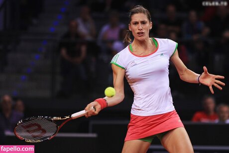 Andrea Petkovic ポルノスター ヌード 写真