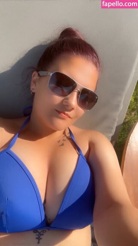 ポーグエボニーオンリーファンズ ポルノ 写真