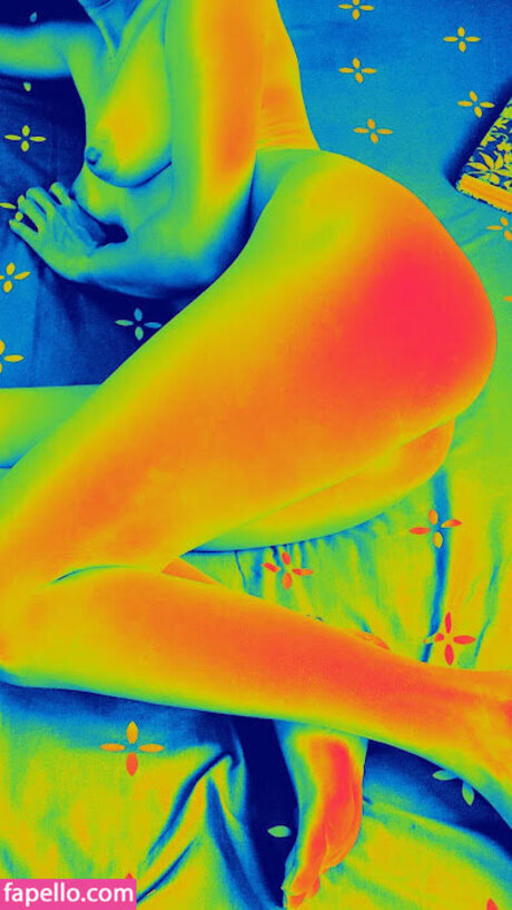 19歳のOnlyFans 美しい裸 ギャラリー