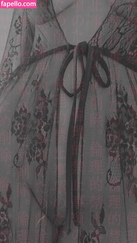 小柄なティーンオンリーファン ホットセクシー 画像