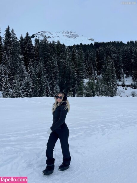 アジアンゴス オンリーファンズ 美しいヌード 画像