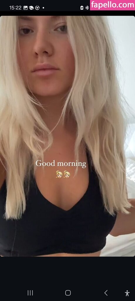 小柄な妻OnlyFans ポルノ 写真