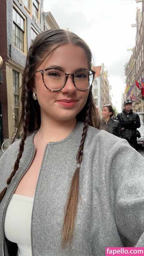 Lilousecret トップ女優 画像