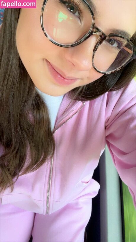 男性TikTokスターOnlyFans xxx 写真