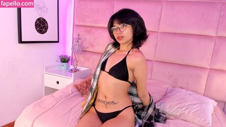 KiittyGang 裸のスター ギャラリー