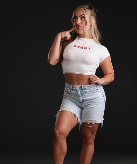 Sirena Linton スター ギャラリー