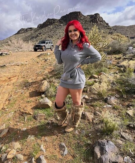 Kaylee Rae アートスター 写真