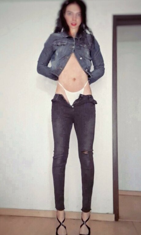 Solda Deryan アダルトスター ギャラリー