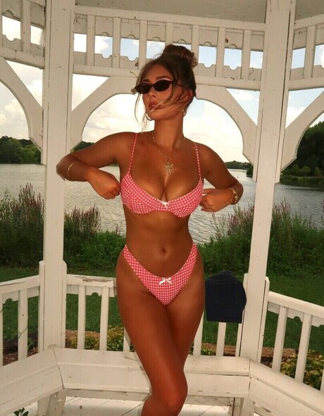 Taylor Morland 素敵な女優 画像