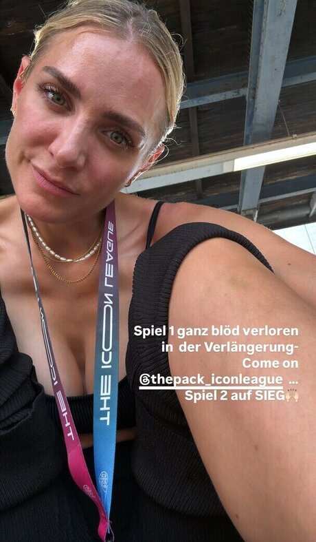 Anna Kraft モデル 写真