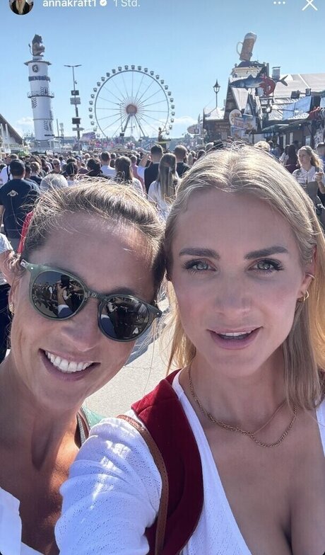 Anna Kraft スター 裸 画像