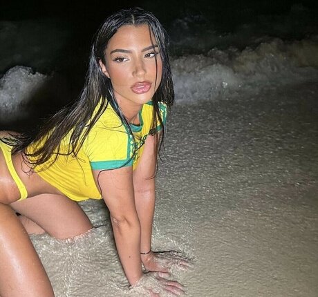 興奮した看護師OnlyFans トップ 写真