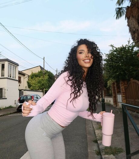 女装オンリーファン ホット 画像