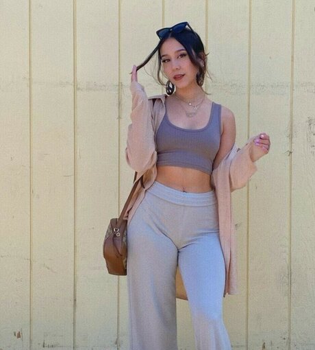 Cierra Revilla セクシーモデル 画像