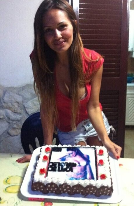 Deborah De Luca ヌードモデル 写真