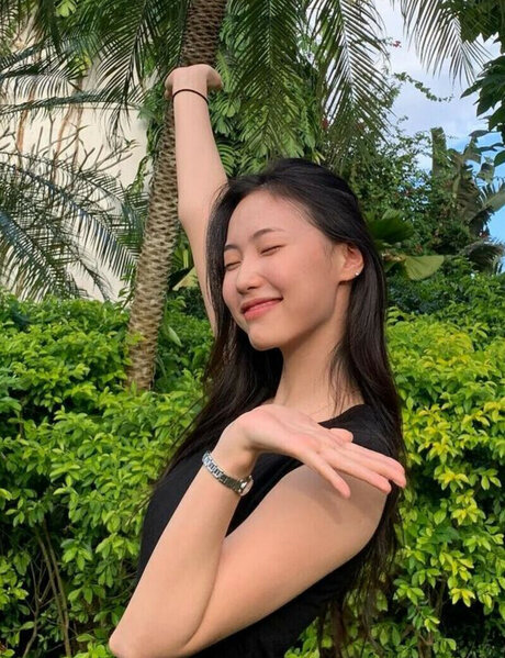 マンコ 熟女 OnlyFans エロ 写真