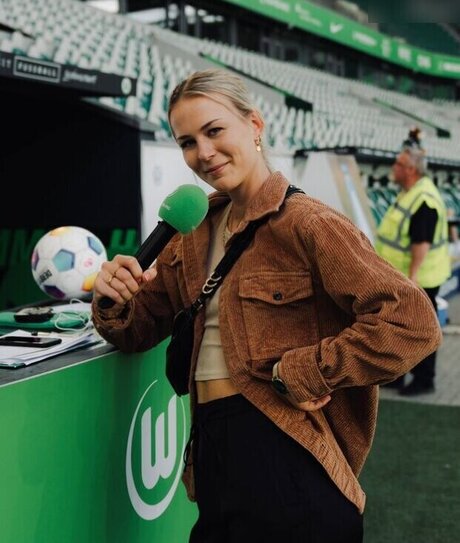 Merle Frohms 独占モデル 写真