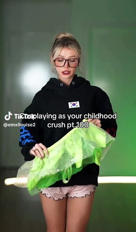 Emma Xlouise 可愛いモデル 画像