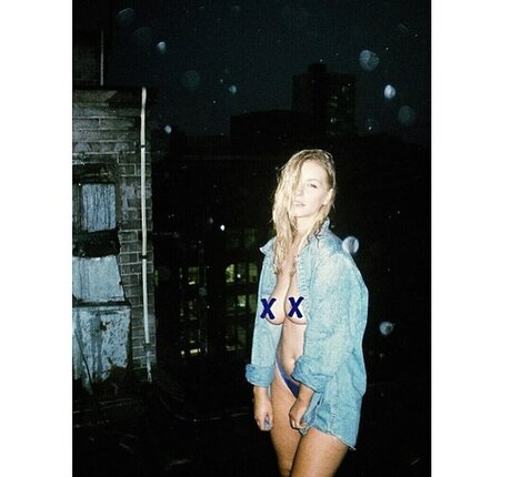 Jess Davies セックスモデル アーカイブ