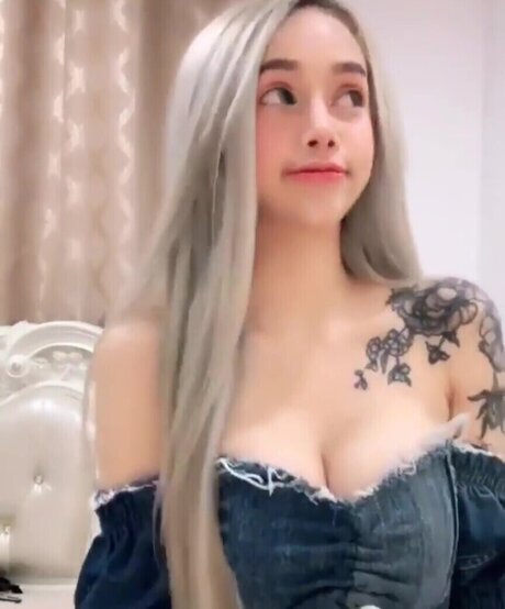 アジア人 BBC オンリーファンズ セクシーヌード アーカイブ