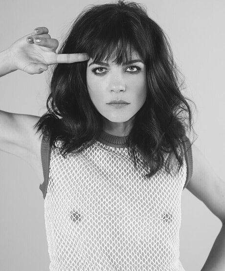 Selma Blair ポルノ女優 写真