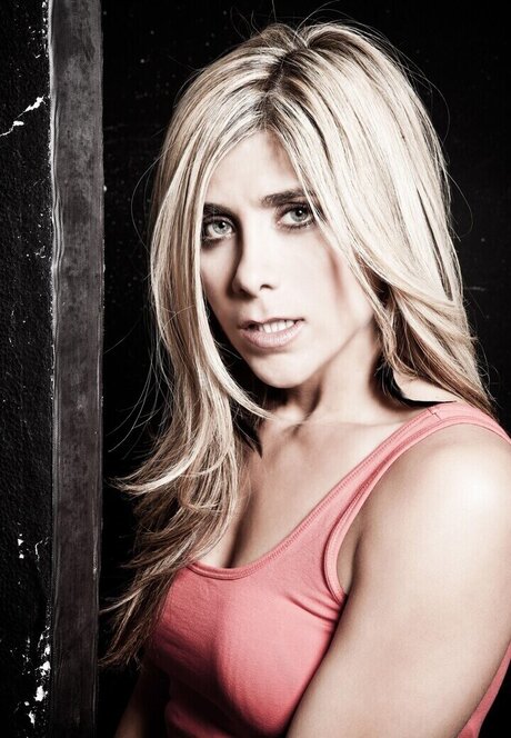 Panagiota Petridou 裸のモデル ギャラリー